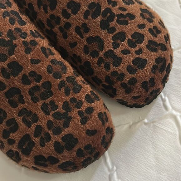Mote Cheetah Print Clogs(Size 40) - Picture 8 of 10